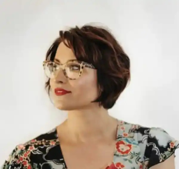 Caroline Candusso - LA MAMÁ & Creative Director at Papel (Paper)